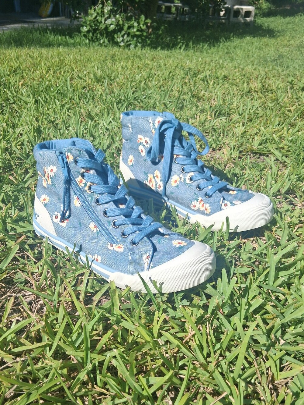 Rocket Dog Blue Floral High-Top Sneakers - Picture 2 of 6